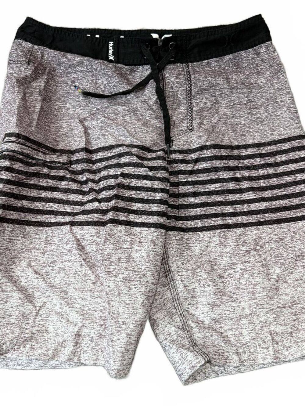 Hurley Gray Stripped Broad Shorts - Boys 14/27
